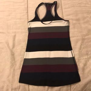 Lululemon cool racer back size 4